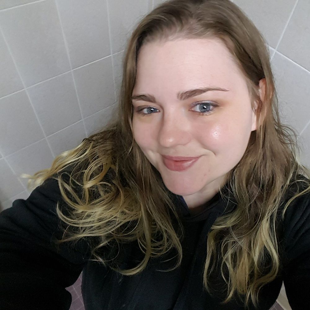 Meet your Posher, Jullia